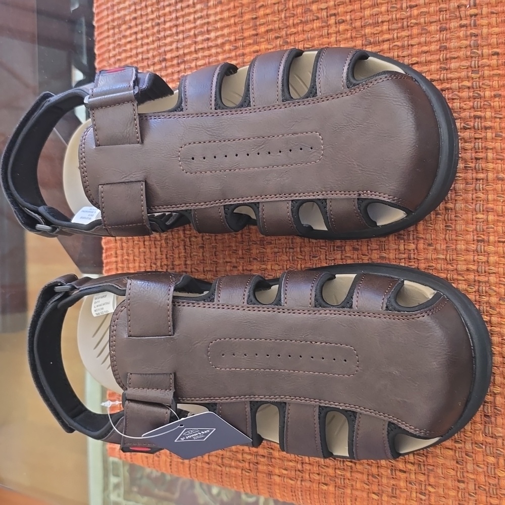 ST. JOHN'S BAY BRAND MEN'S DARK BROWN SUMMERTIME VELCRO SANDALS SIZE 13